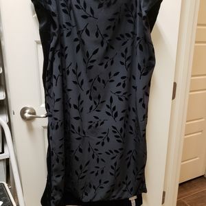 Black wrap with leaf pattern